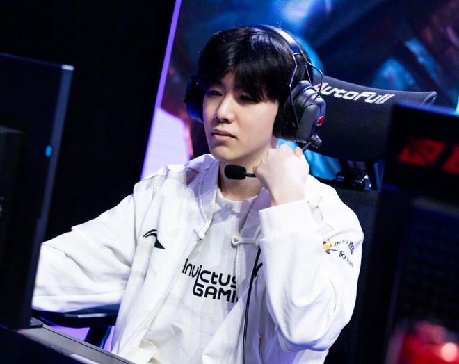 特别是在接 特别是在接