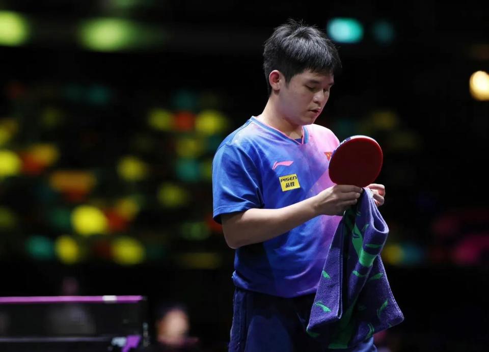 钟完成了典 钟完成了典